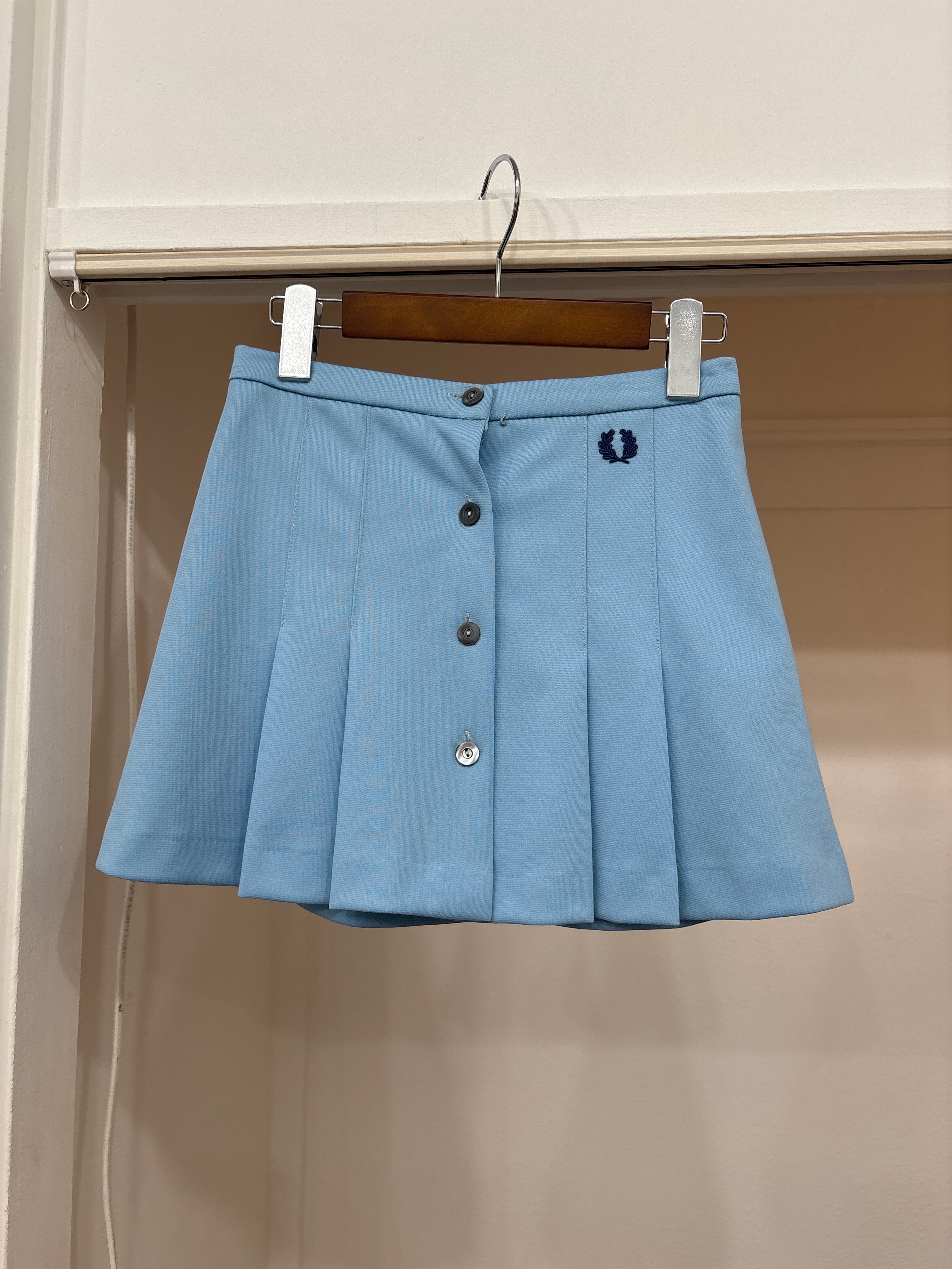 FRED PERRY skirt