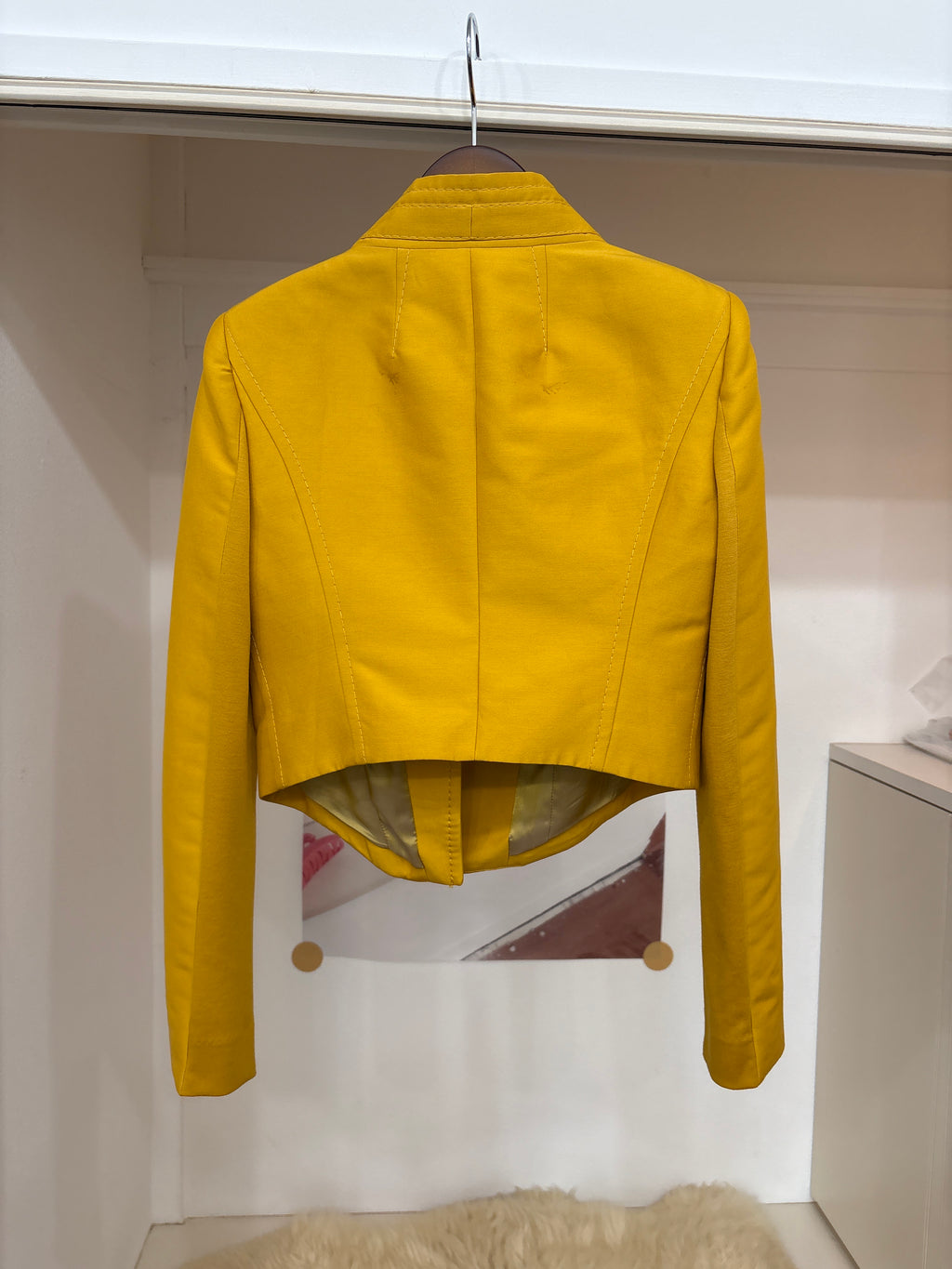 yellow jacket