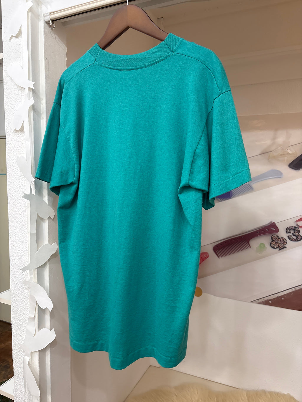 80's turquoise tee