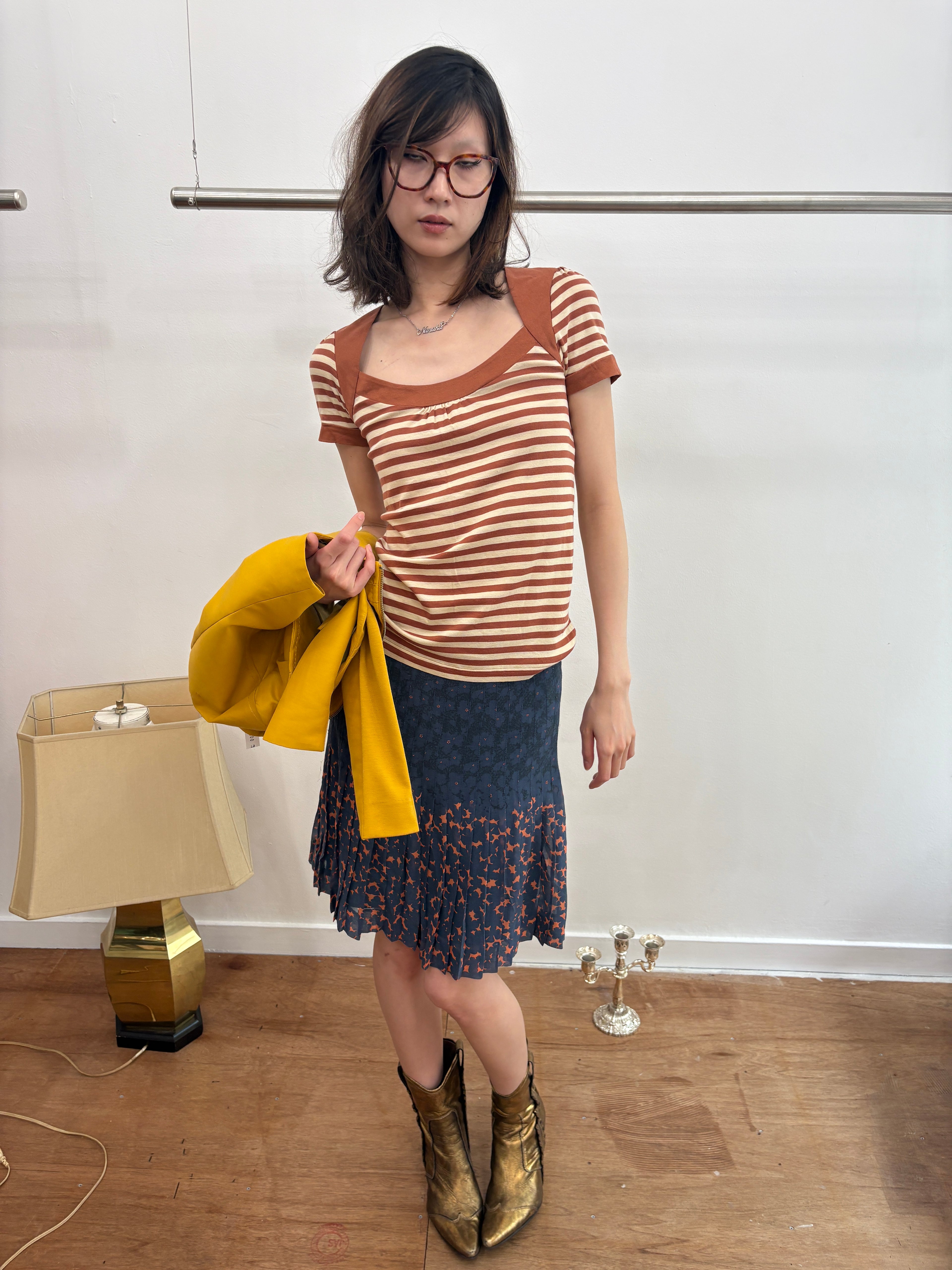 marc by marc jocobs border top