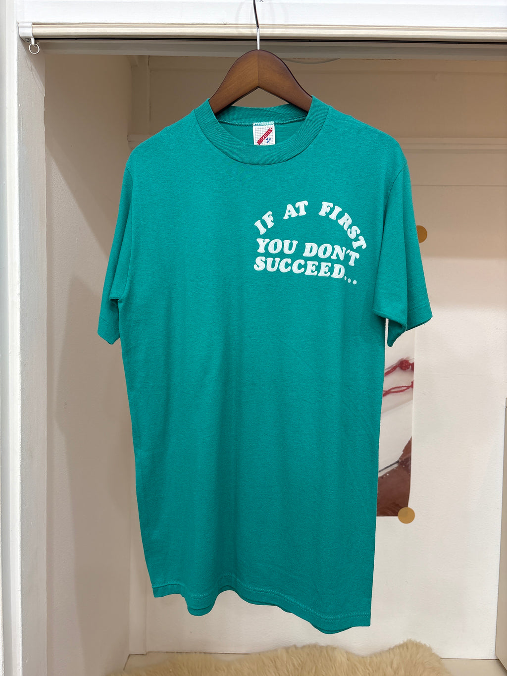80's turquoise print tee