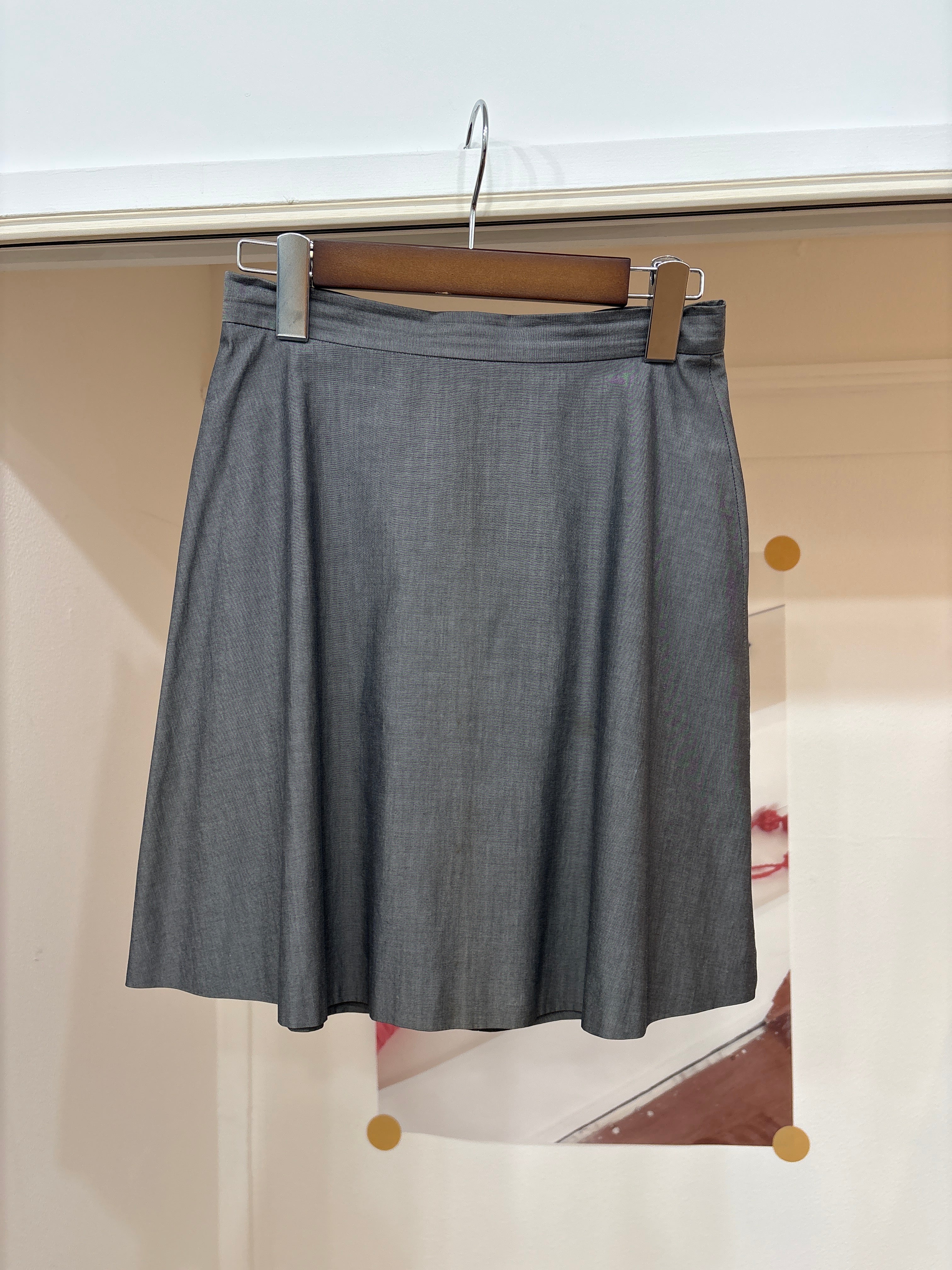 A.P.C. gray skirt