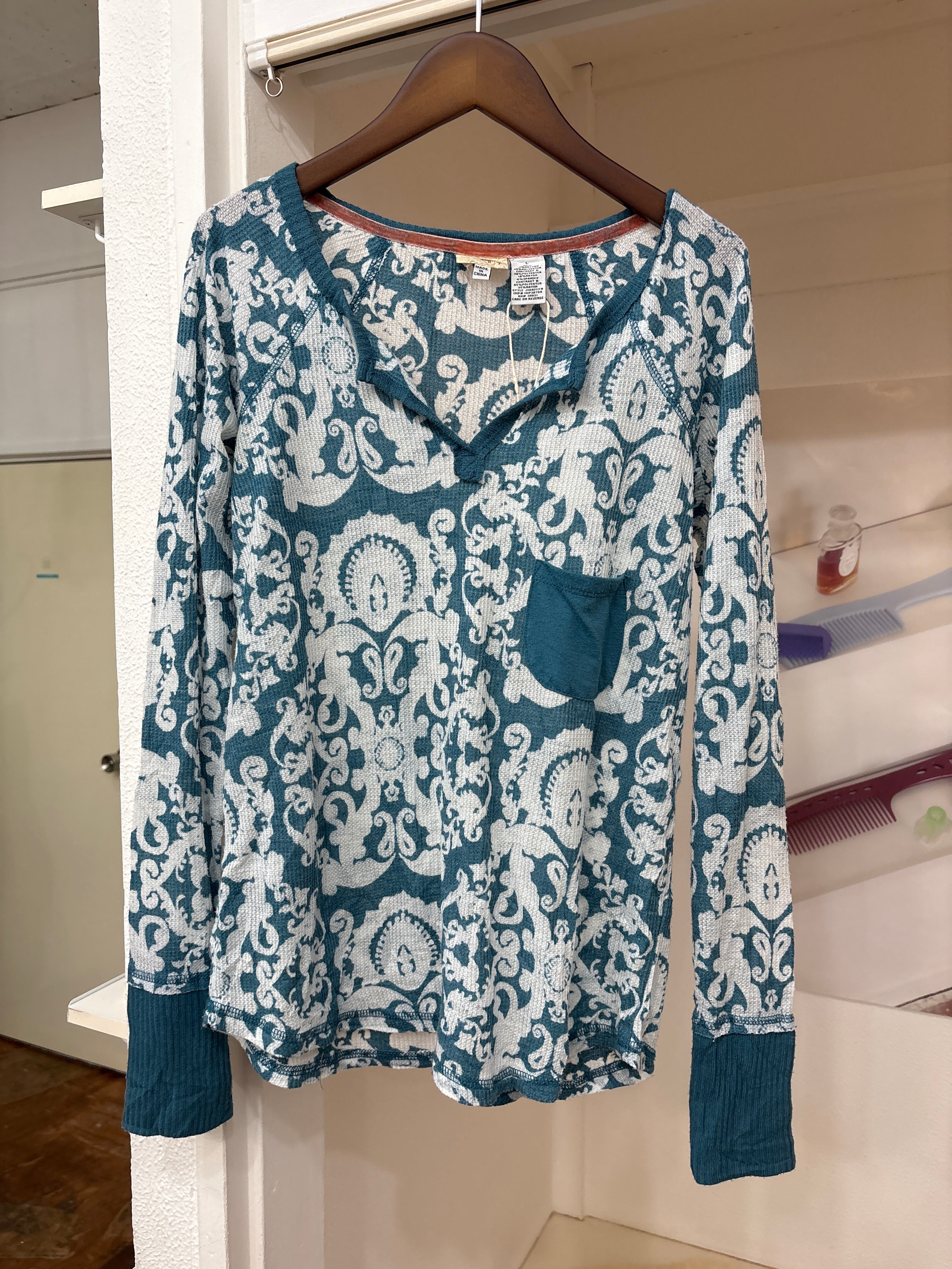 damask pattern top