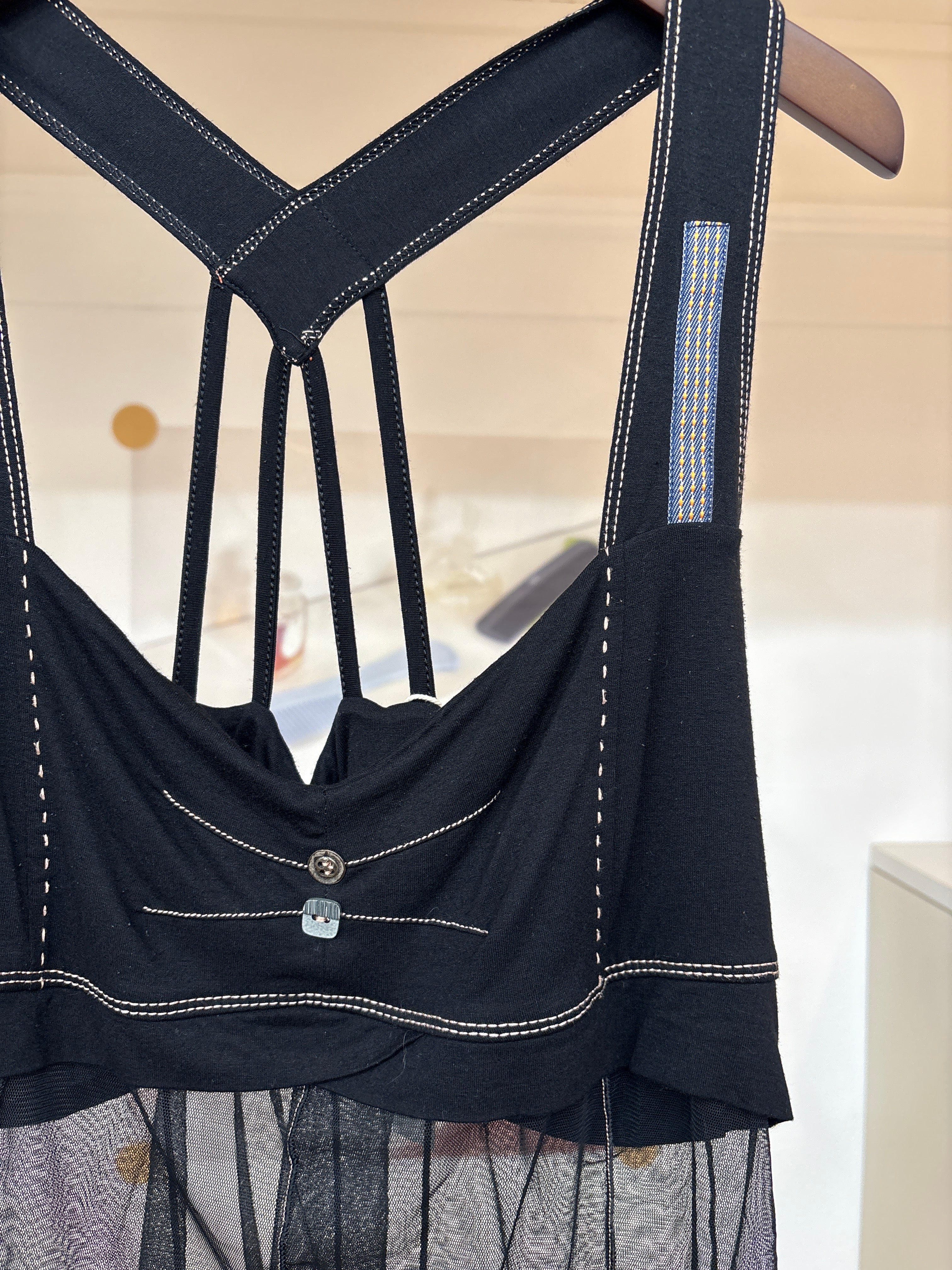 black cami