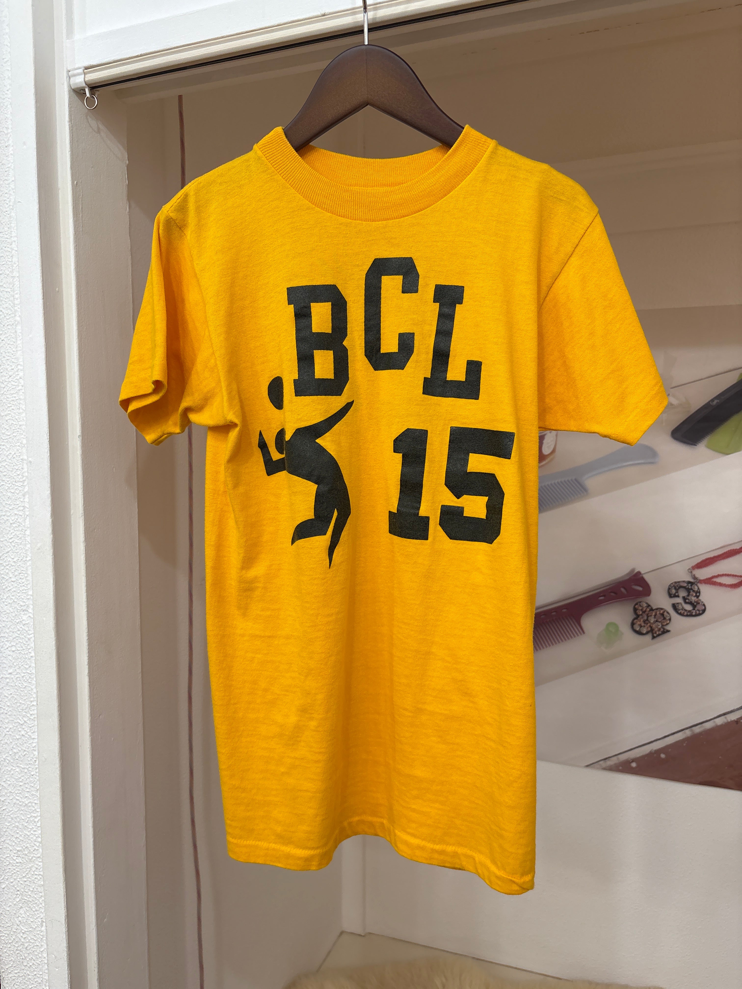 70s yellow vintage tee