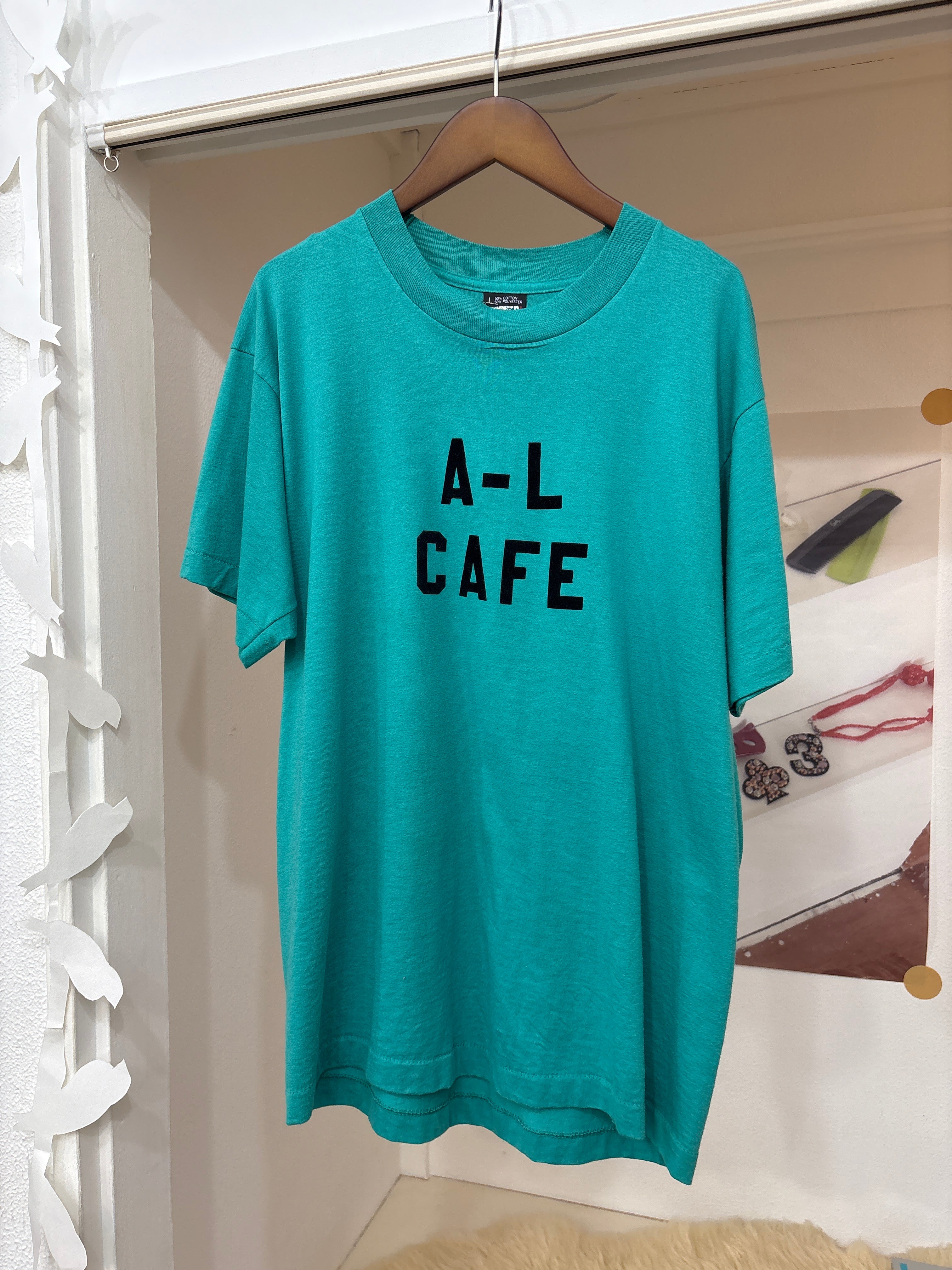 80's turquoise tee