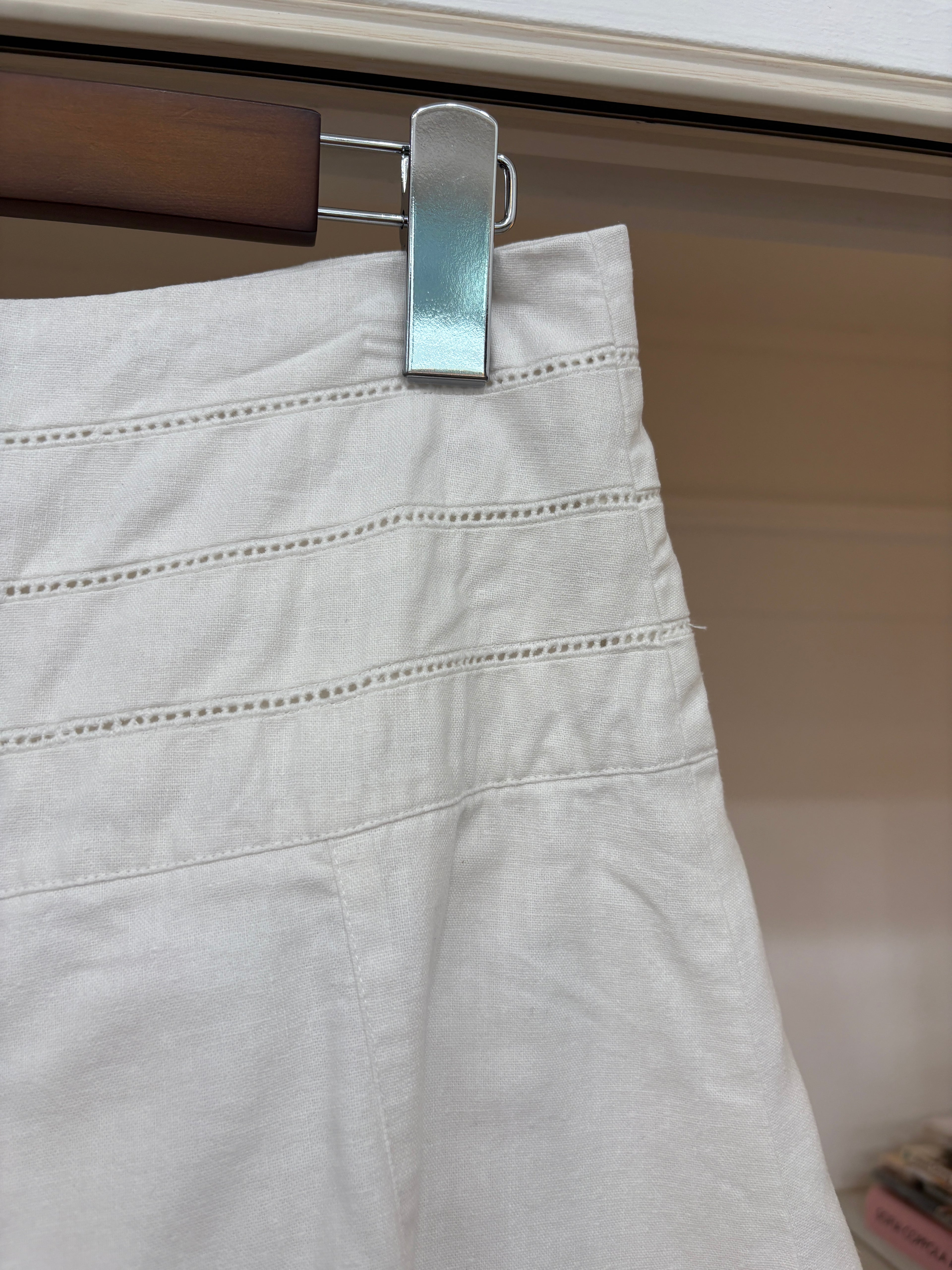 white linen pleats skirt