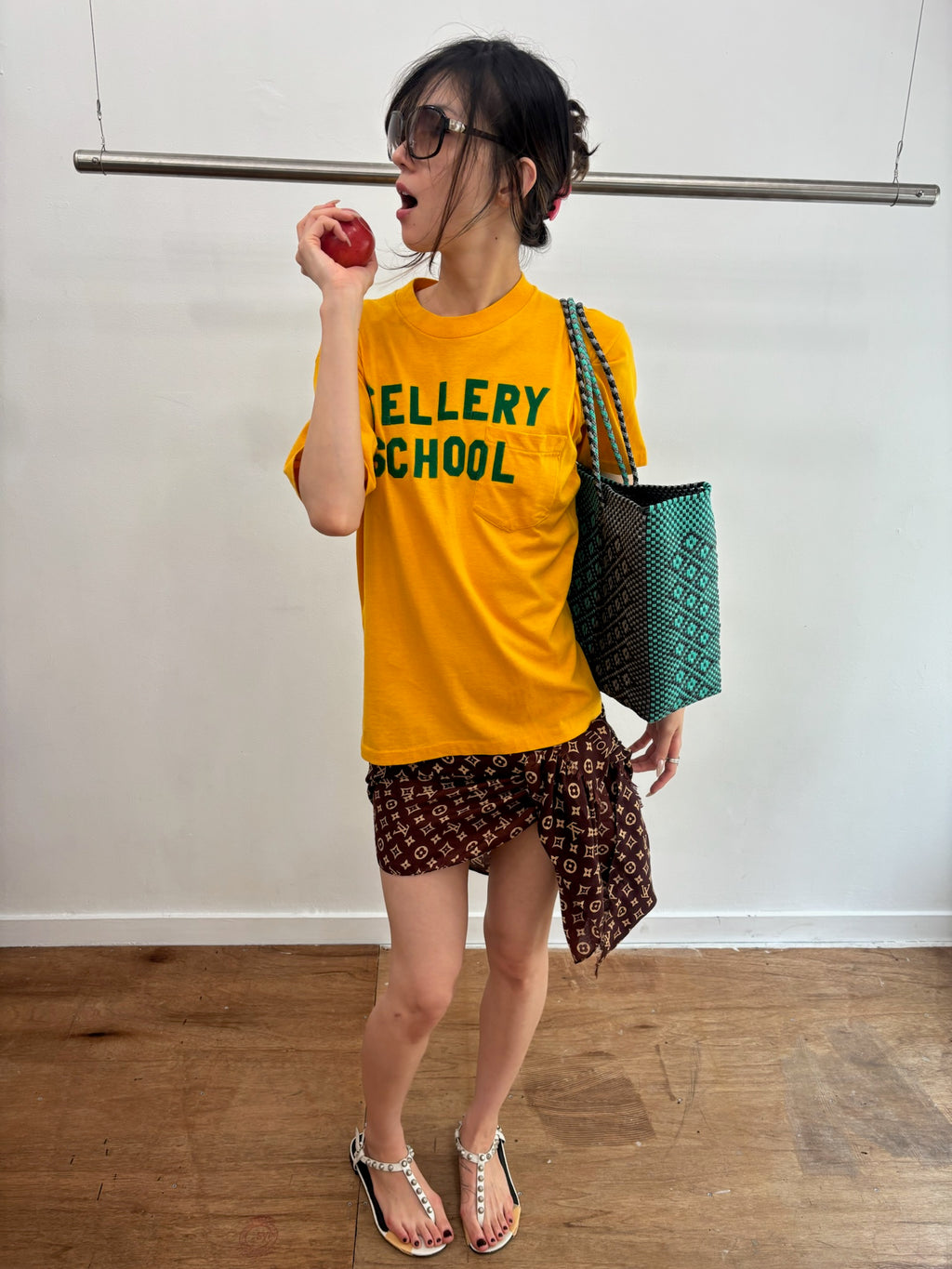 80's yellow tee