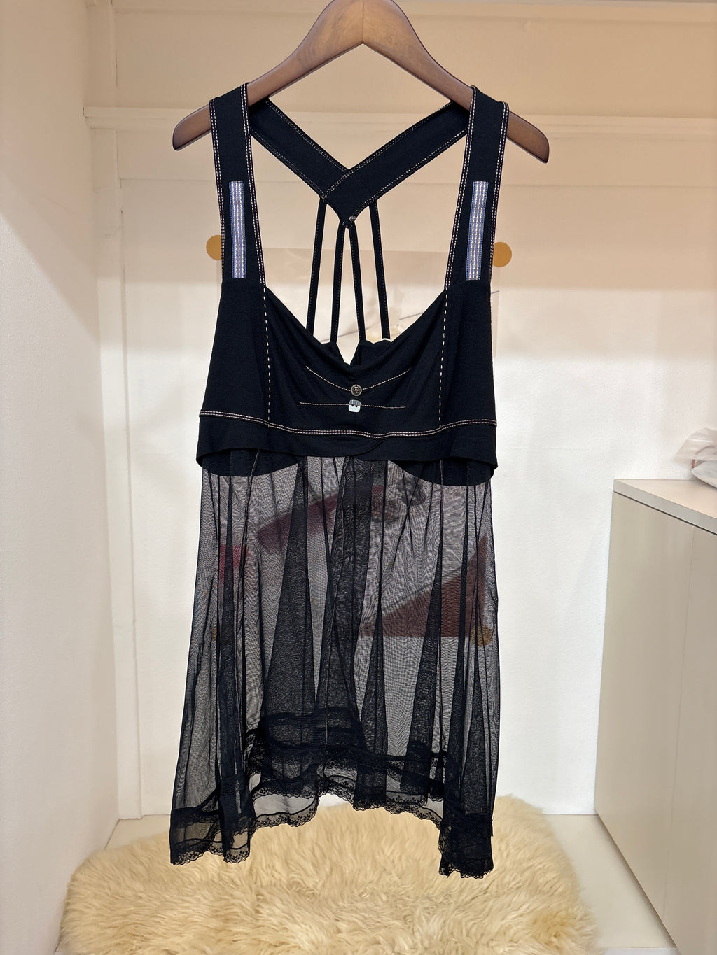 black cami