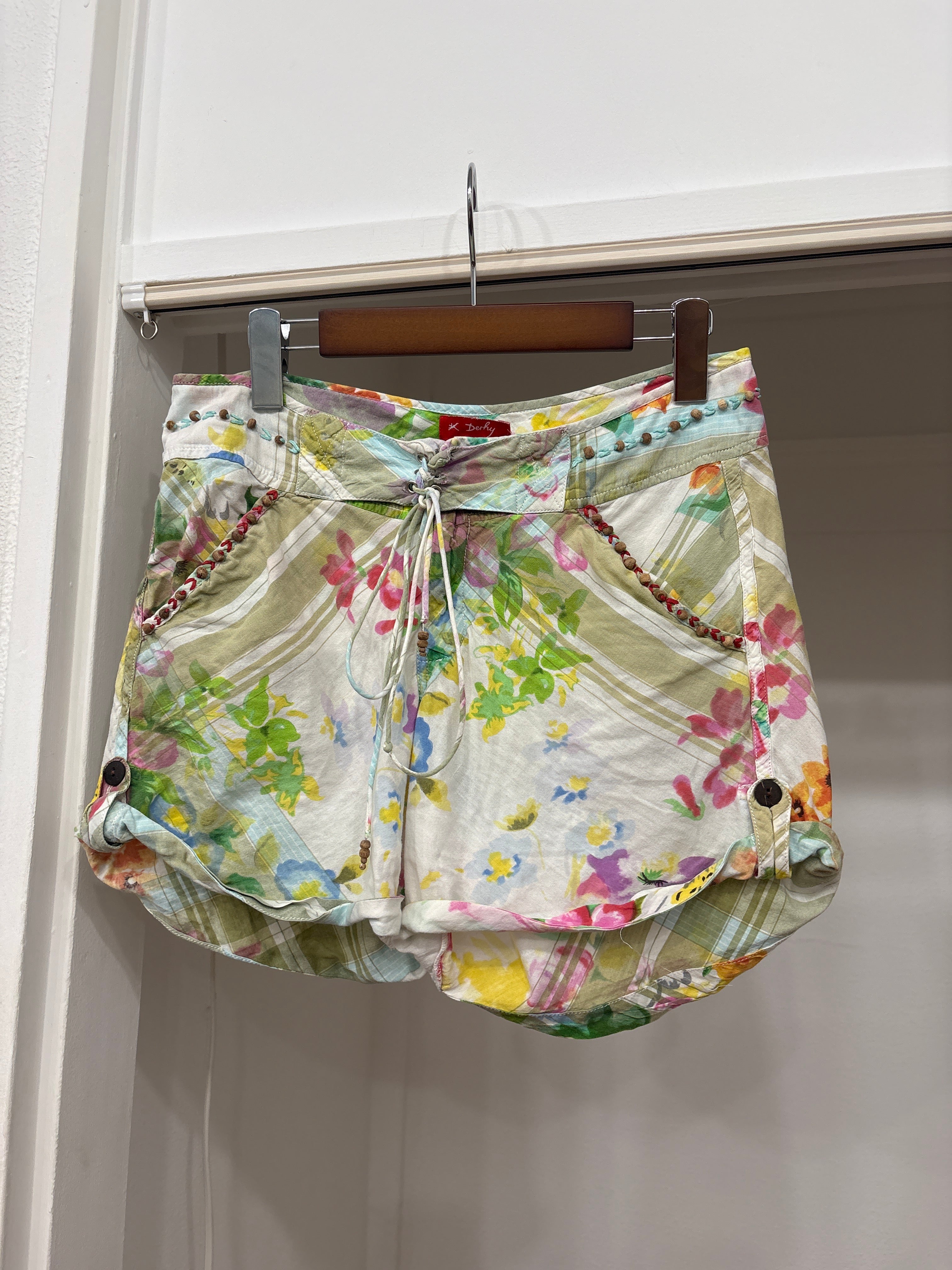 flower pattern shorts