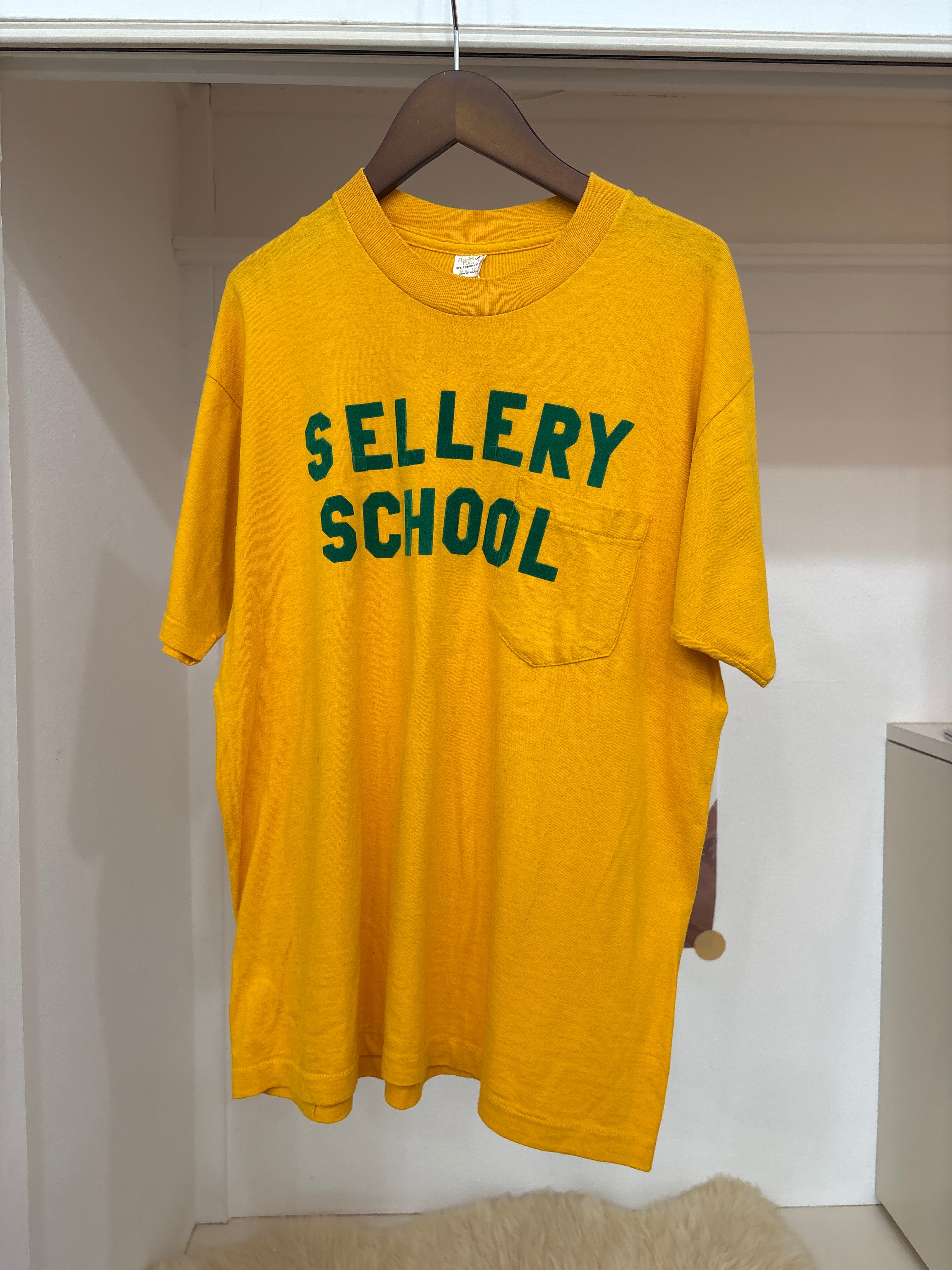 80's yellow tee