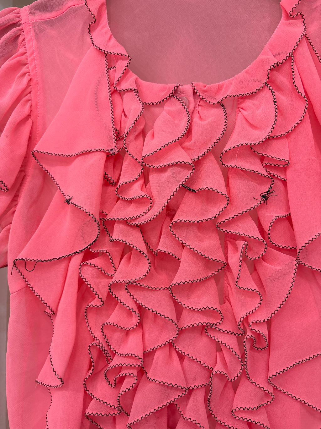 pink frill top