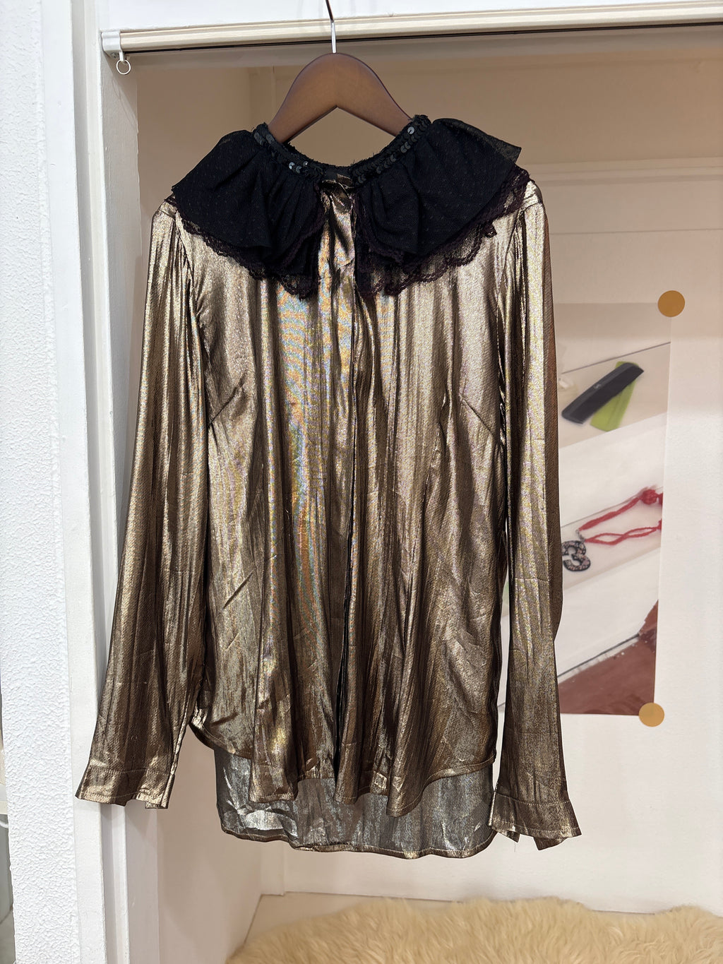 frill collar gold shirt