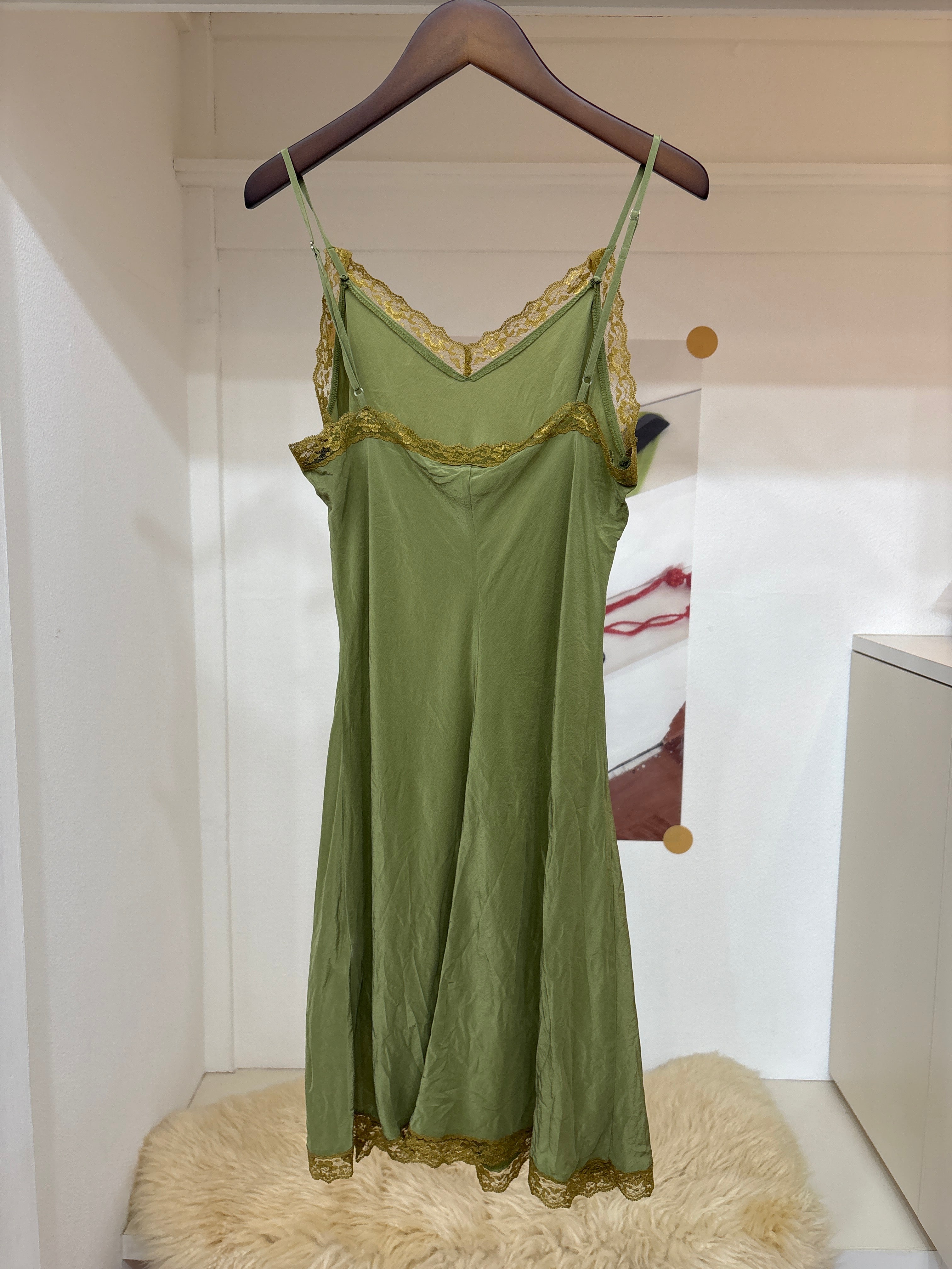 green lace cami dress